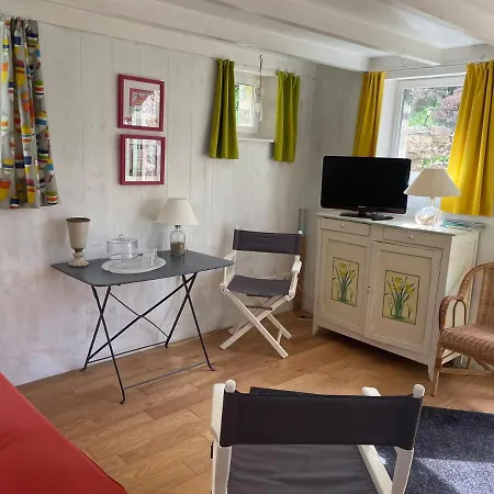 Holiday home Penty Renove Proche De Morgat Crozon